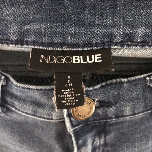 Maternity Jeans - Picture 2 of 3